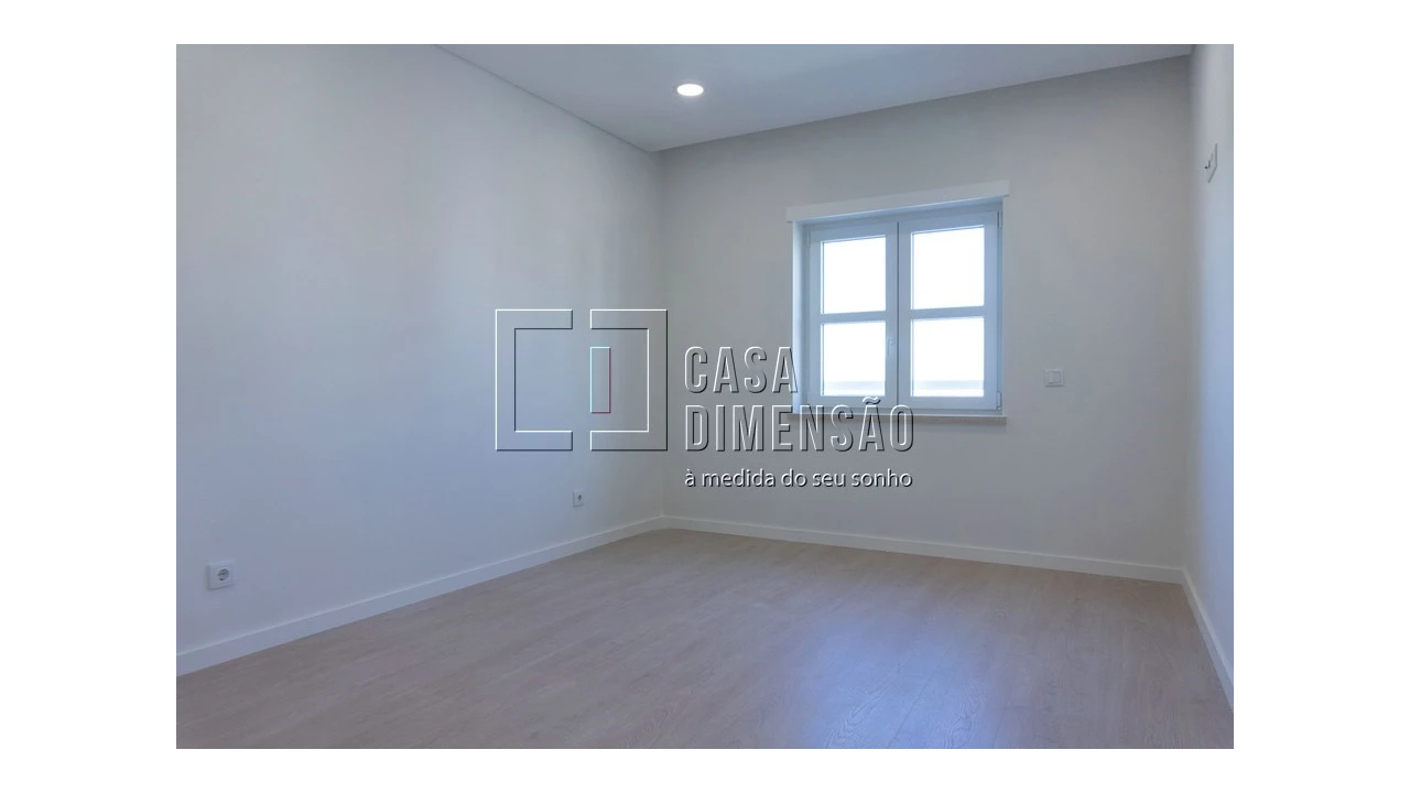 Apartamento T3 para Venda em Venteira Foto 31