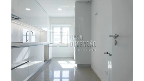 Apartamento T3 para Venda em Venteira