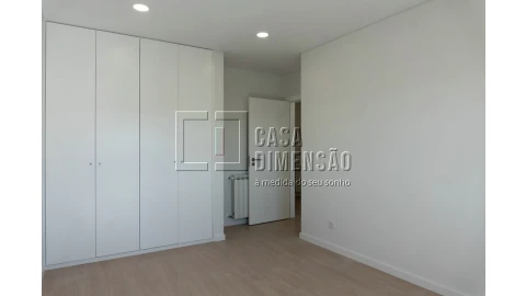 Apartamento T3 para Venda em Venteira