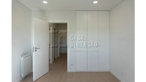 Apartamento T3 para Venda em Venteira