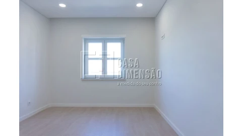 Apartamento T3 para Venda em Venteira