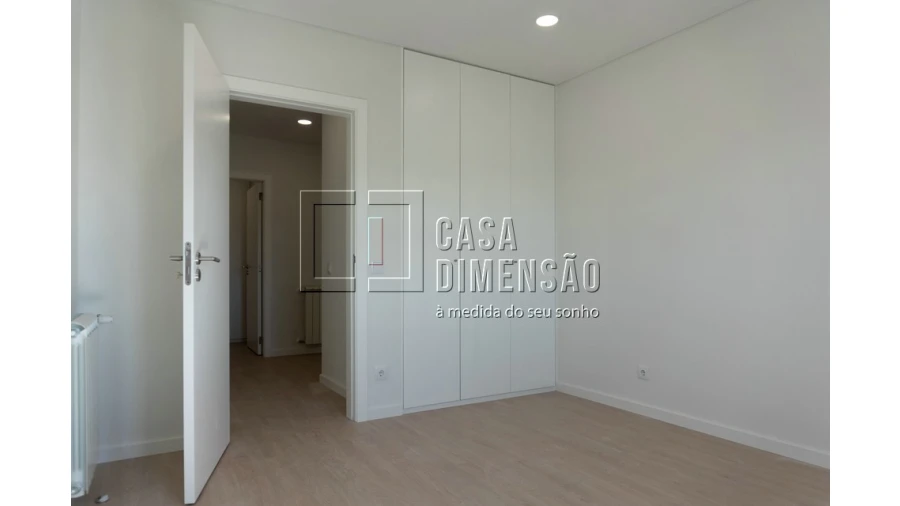 Apartamento T3 para Venda em Venteira Foto 25