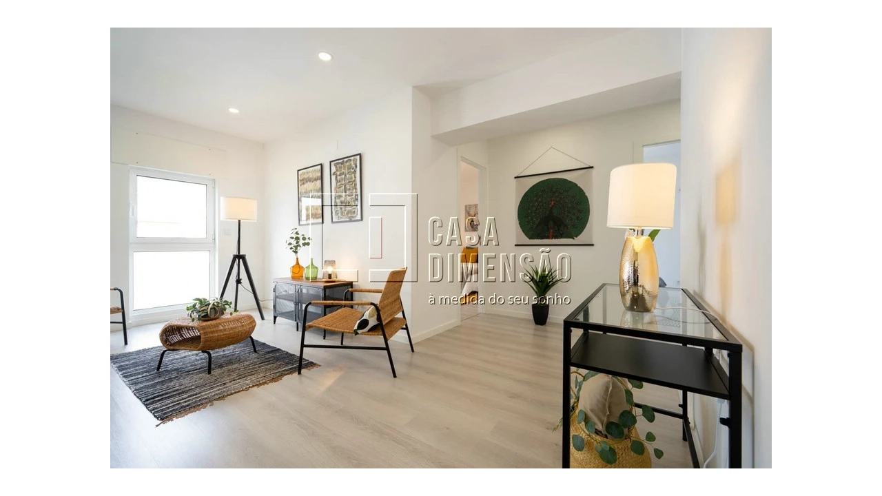 Apartamento T3 para Venda em Carnide Foto 4