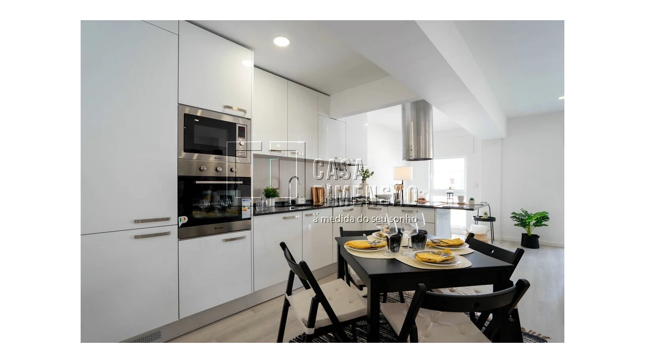 Apartamento T3 para Venda em Carnide Foto 12