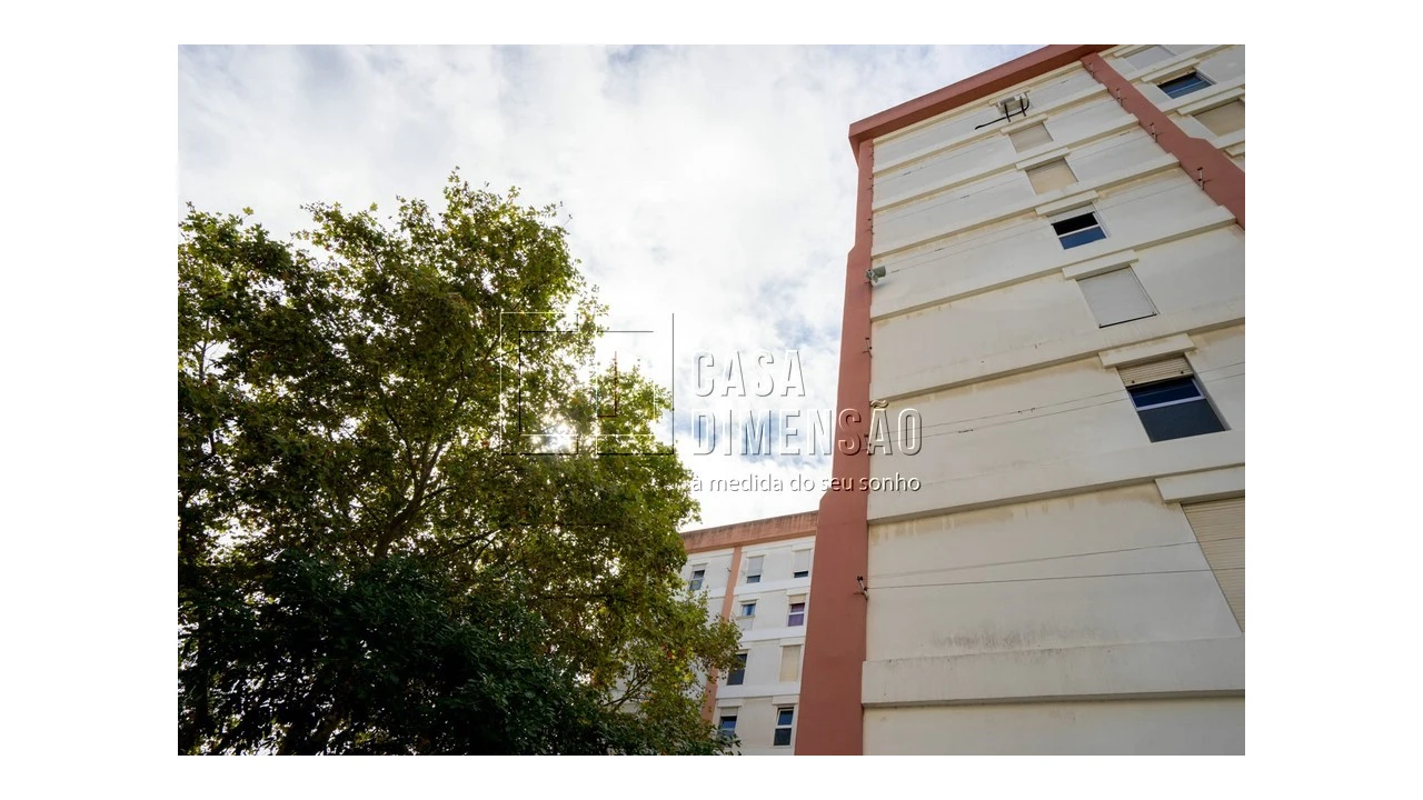 Apartamento T3 para Venda em Carnide Foto 35