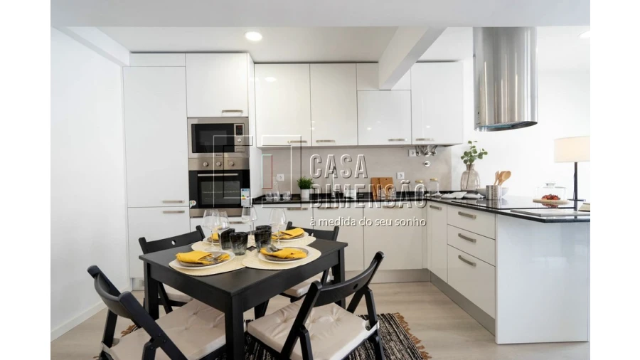 Apartamento T3 para Venda em Carnide Foto 10