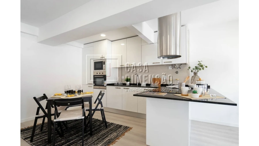 Apartamento T3 para Venda em Carnide Foto 15