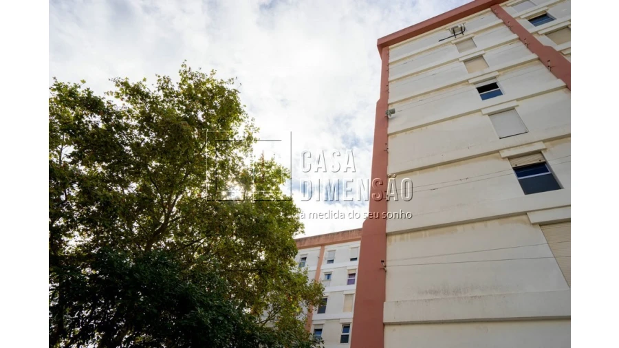 Apartamento T3 para Venda em Carnide Foto 35