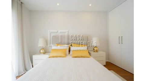 Apartamento T2 para Venda em Oeiras e São Julião da Barra, Paço de Arcos e Caxias