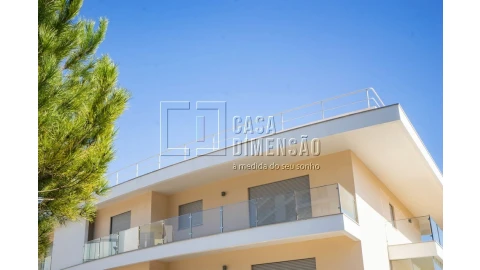 Apartamento T2 para Venda em Oeiras e São Julião da Barra, Paço de Arcos e Caxias