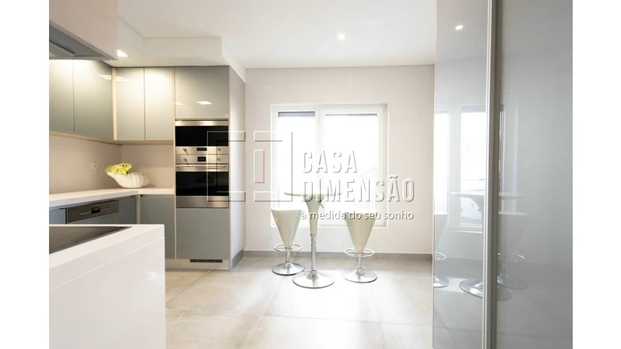 Apartamento T2 para Venda em Oeiras e São Julião da Barra, Paço de Arcos e Caxias Foto 16