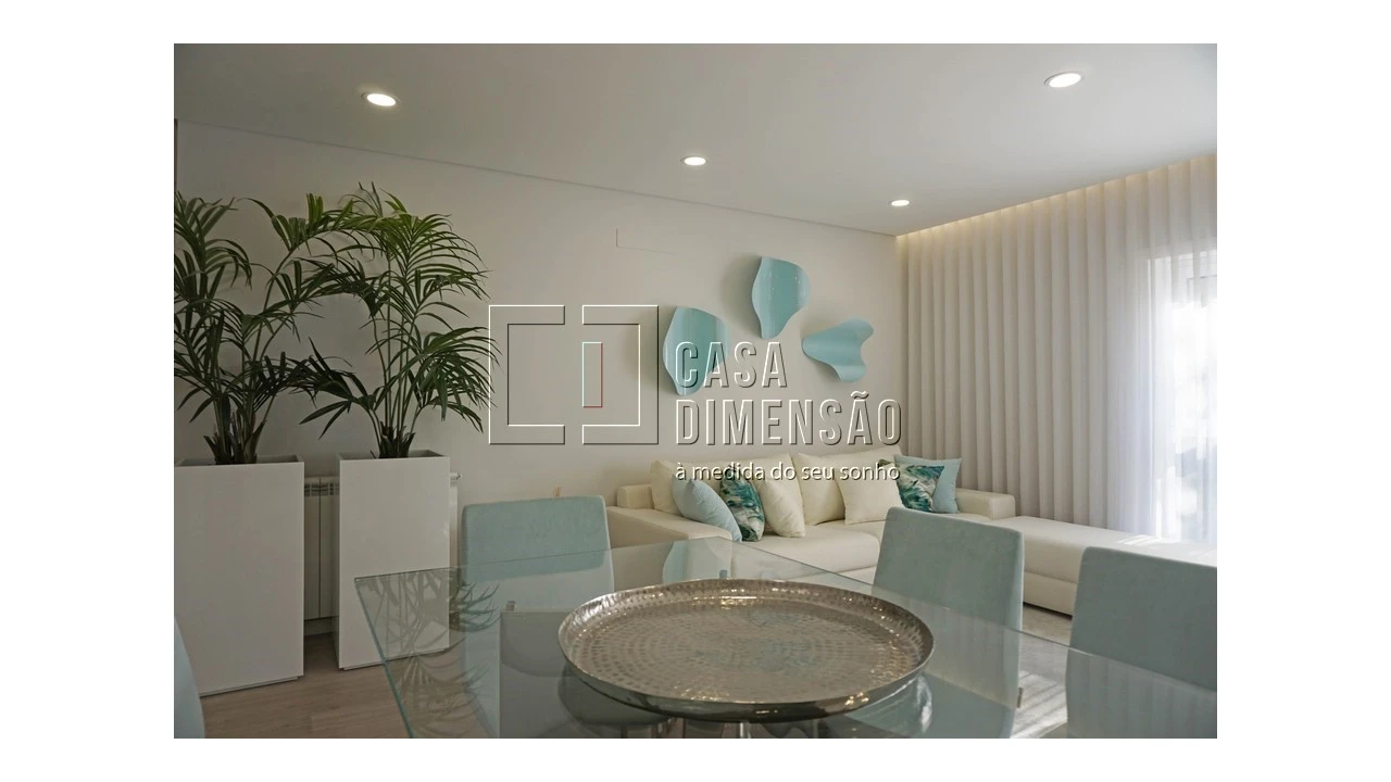 Apartamento T2 para Venda em Carnaxide e Queijas Foto 38