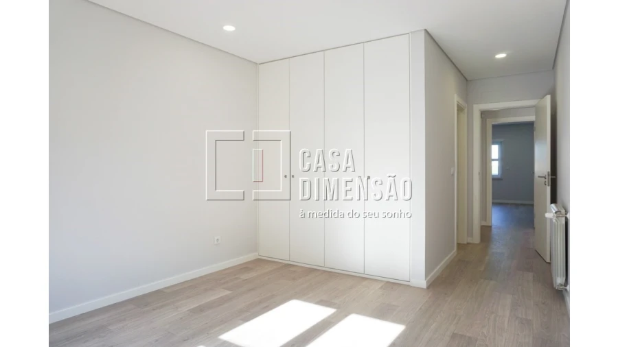 Apartamento T2 para Venda em Carnaxide e Queijas Foto 20