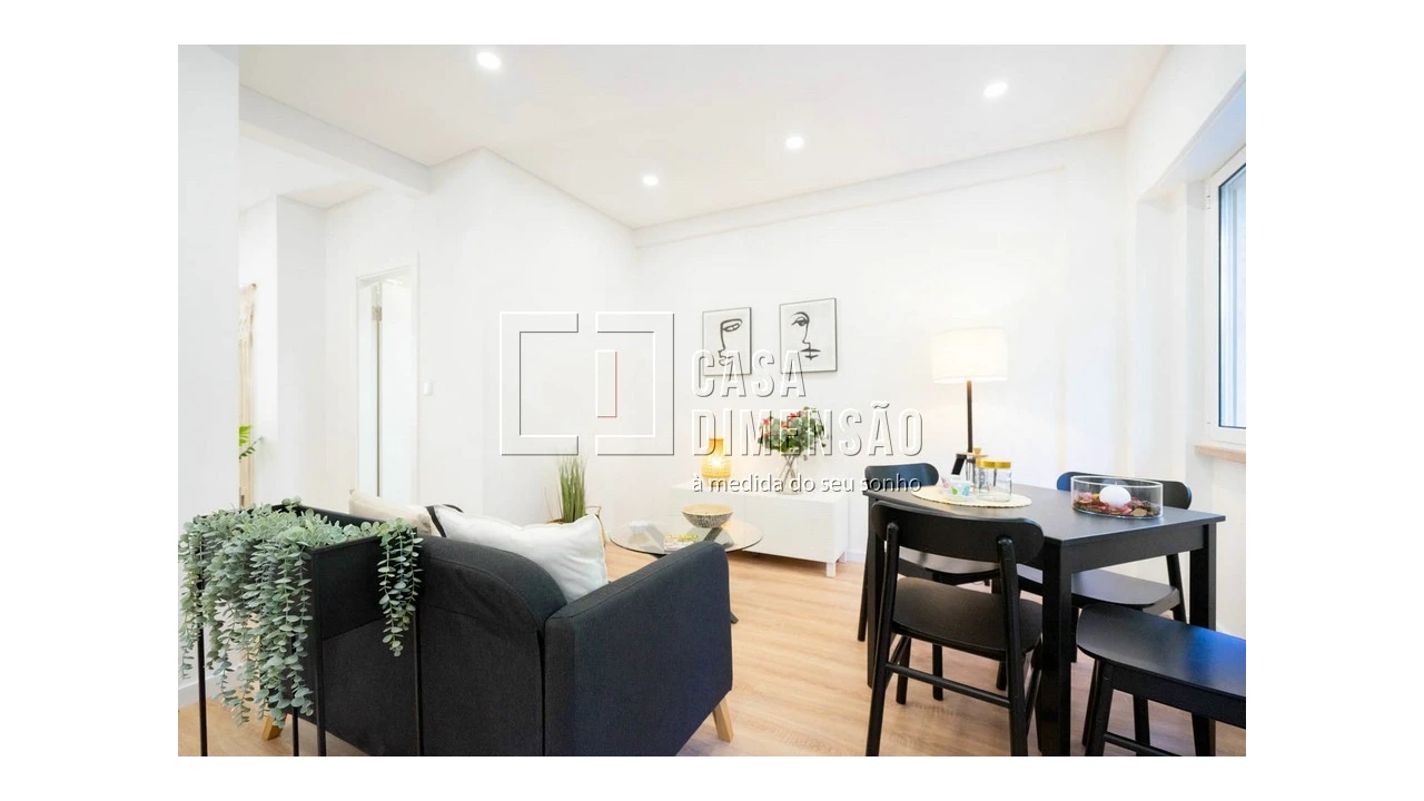 Apartamento T2 para Venda em Benfica Foto 9