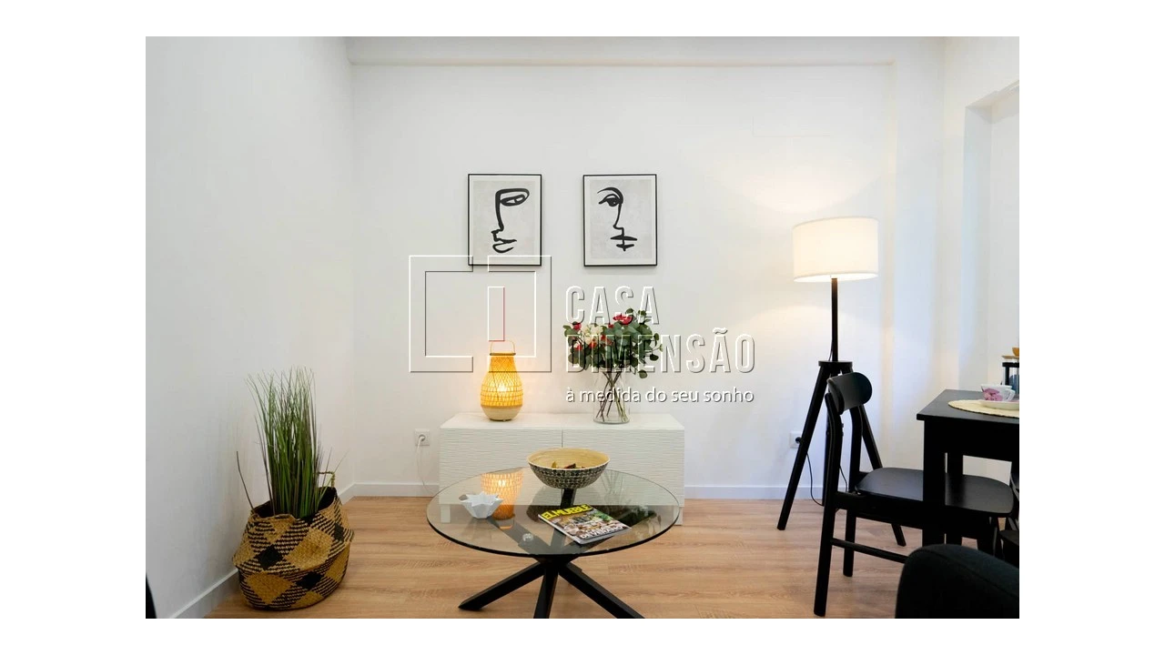 Apartamento T2 para Venda em Benfica Foto 10