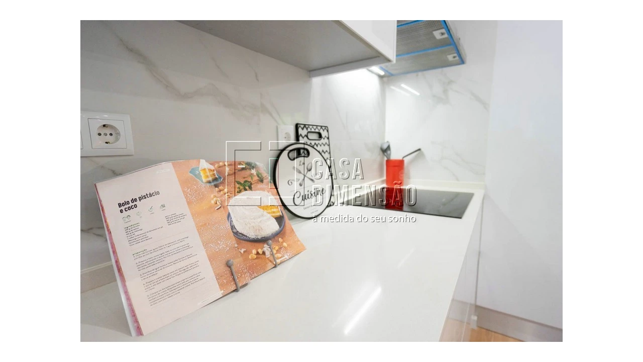 Apartamento T2 para Venda em Benfica Foto 24