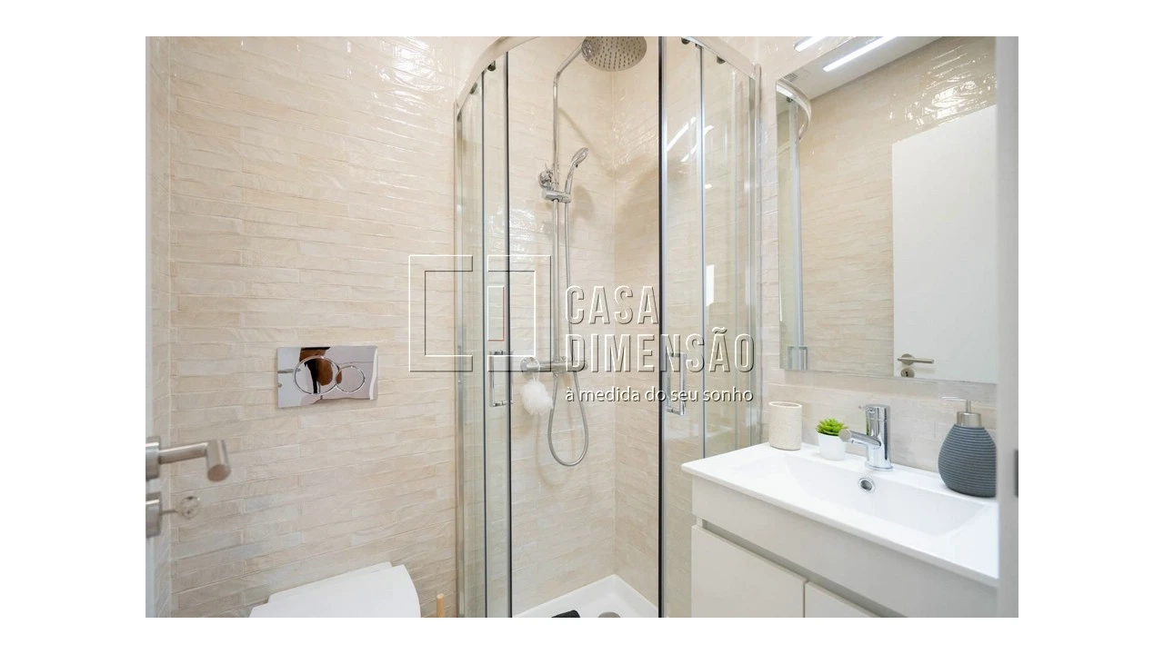 Apartamento T2 para Venda em Benfica Foto 25