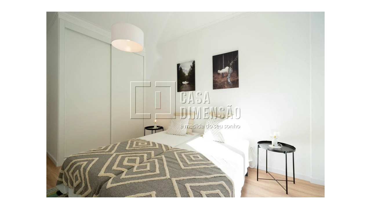 Apartamento T2 para Venda em Benfica Foto 30