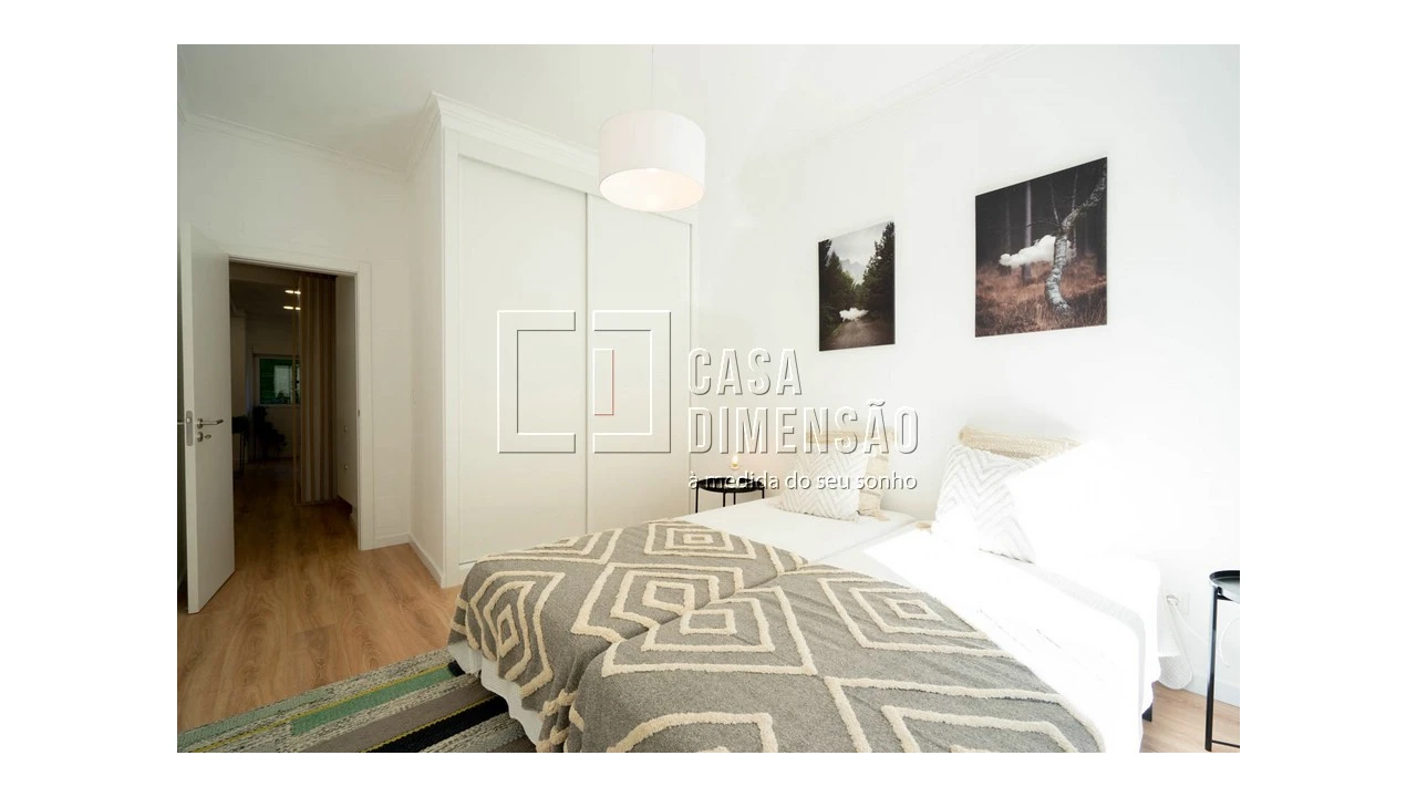 Apartamento T2 para Venda em Benfica Foto 31