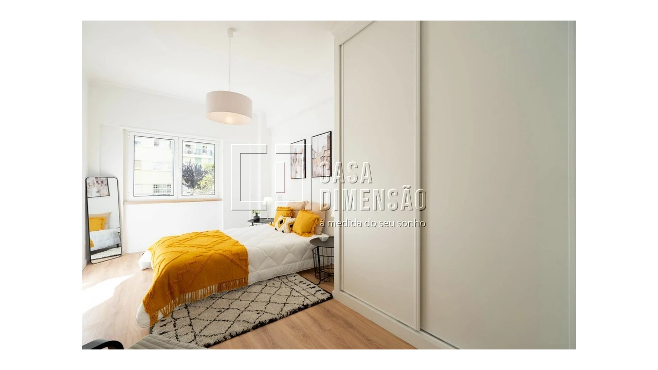Apartamento T2 para Venda em Benfica Foto 33