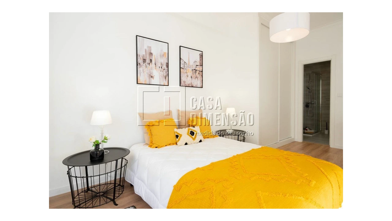 Apartamento T2 para Venda em Benfica Foto 35