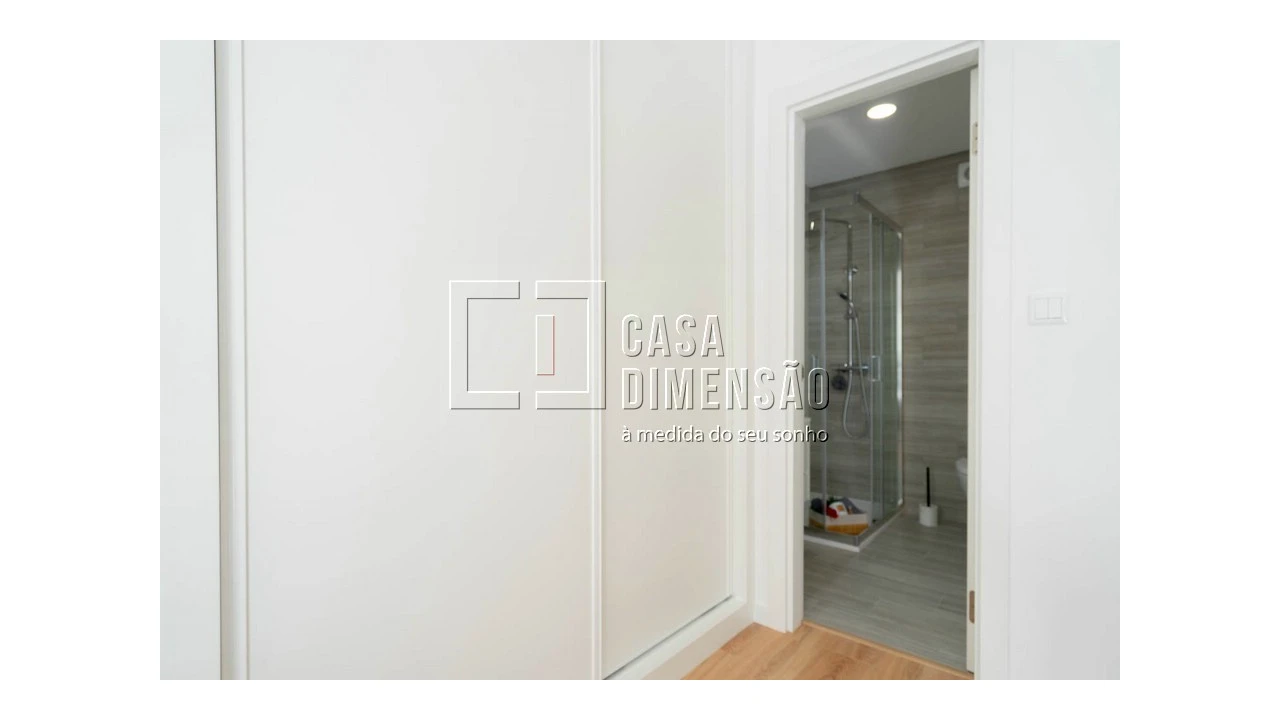 Apartamento T2 para Venda em Benfica Foto 39