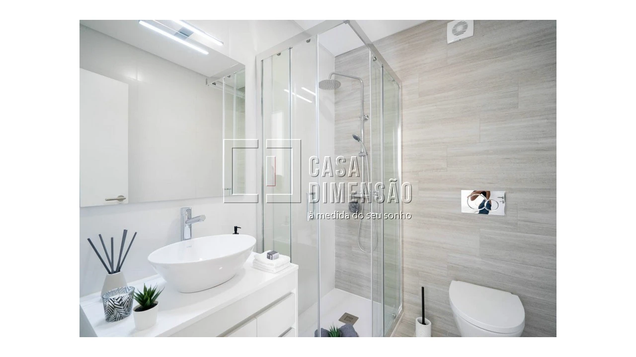 Apartamento T2 para Venda em Benfica Foto 40