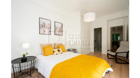 Apartamento T2 para Venda em Benfica