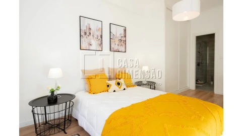 Apartamento T2 para Venda em Benfica