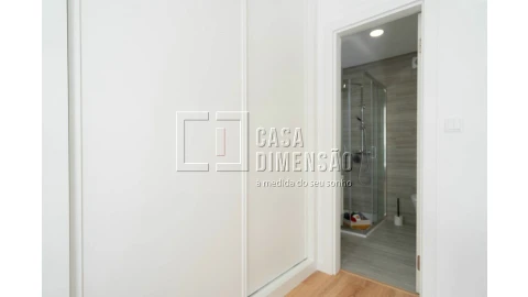 Apartamento T2 para Venda em Benfica