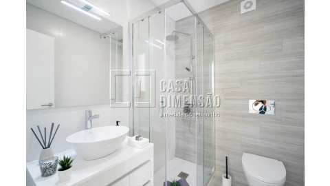 Apartamento T2 para Venda em Benfica