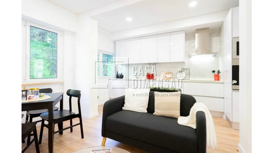 Apartamento T2 para Venda em Benfica Foto 16