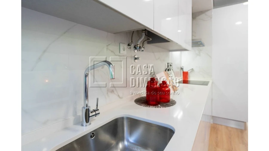 Apartamento T2 para Venda em Benfica Foto 23