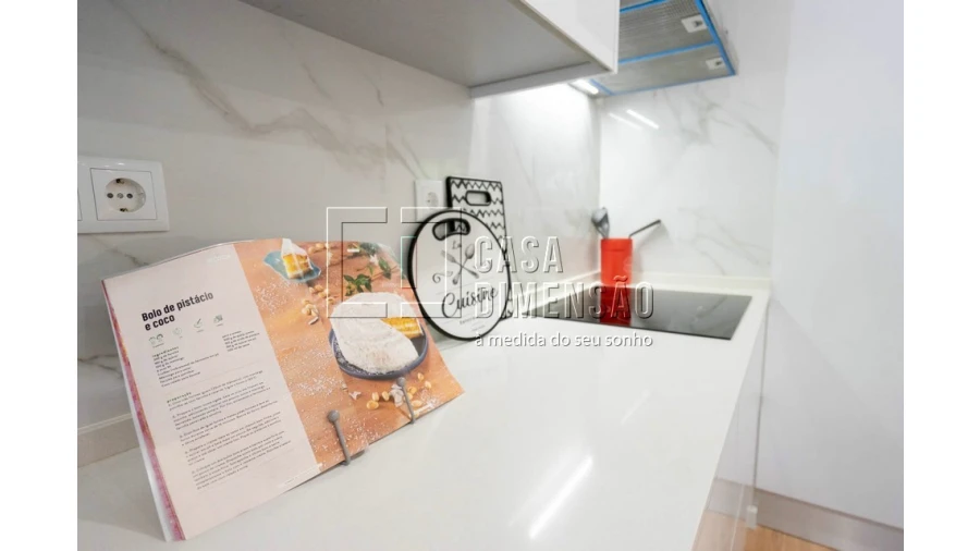 Apartamento T2 para Venda em Benfica Foto 24
