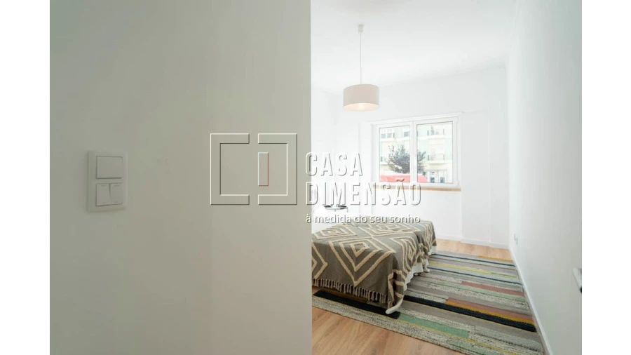 Apartamento T2 para Venda em Benfica Foto 26