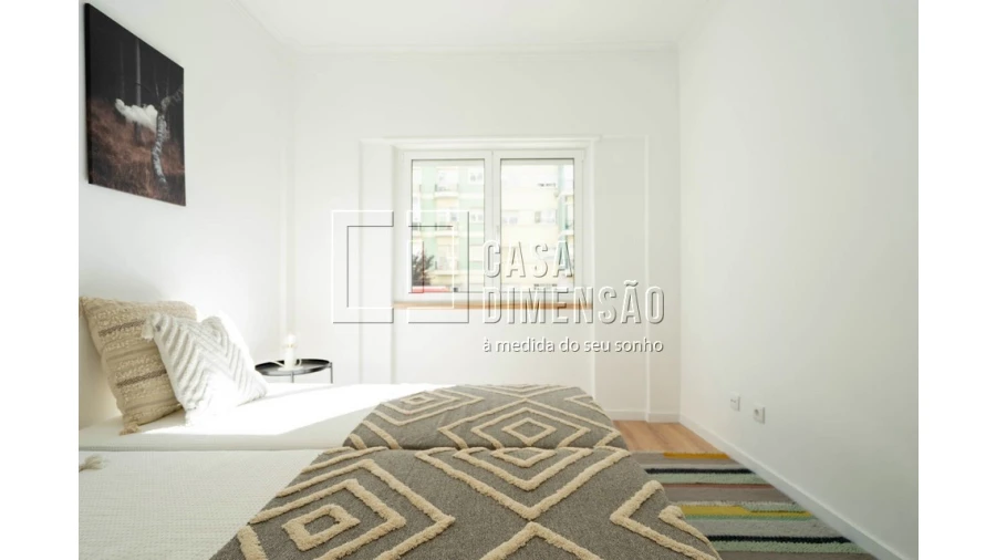 Apartamento T2 para Venda em Benfica Foto 28