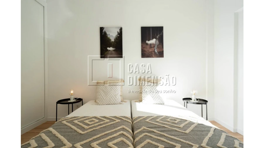 Apartamento T2 para Venda em Benfica Foto 29