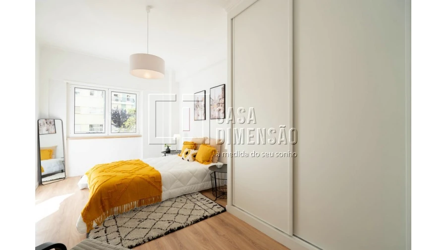 Apartamento T2 para Venda em Benfica Foto 33