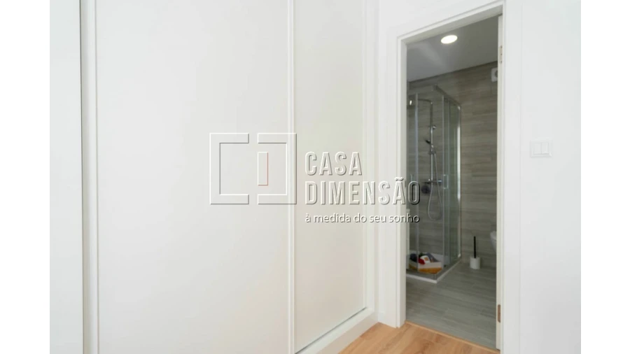 Apartamento T2 para Venda em Benfica Foto 39