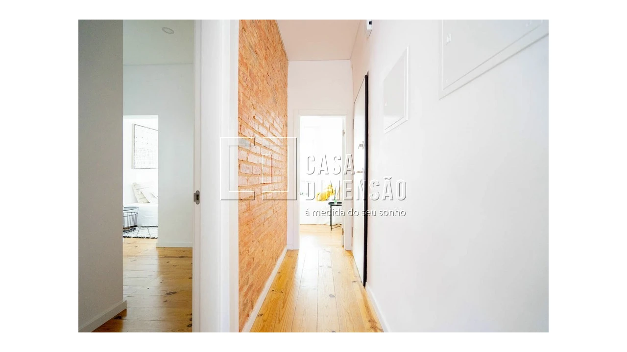 Apartamento T2 para Venda em Penha de França Foto 3