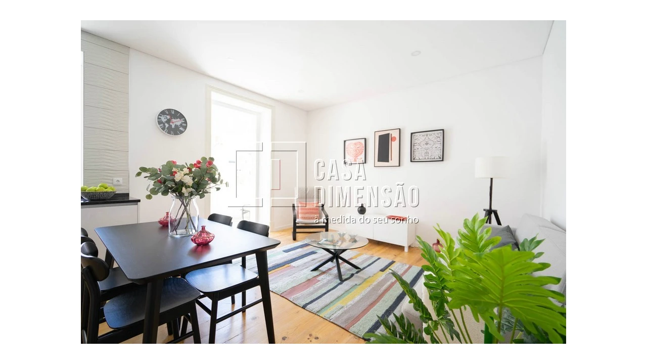 Apartamento T2 para Venda em Penha de França Foto 4