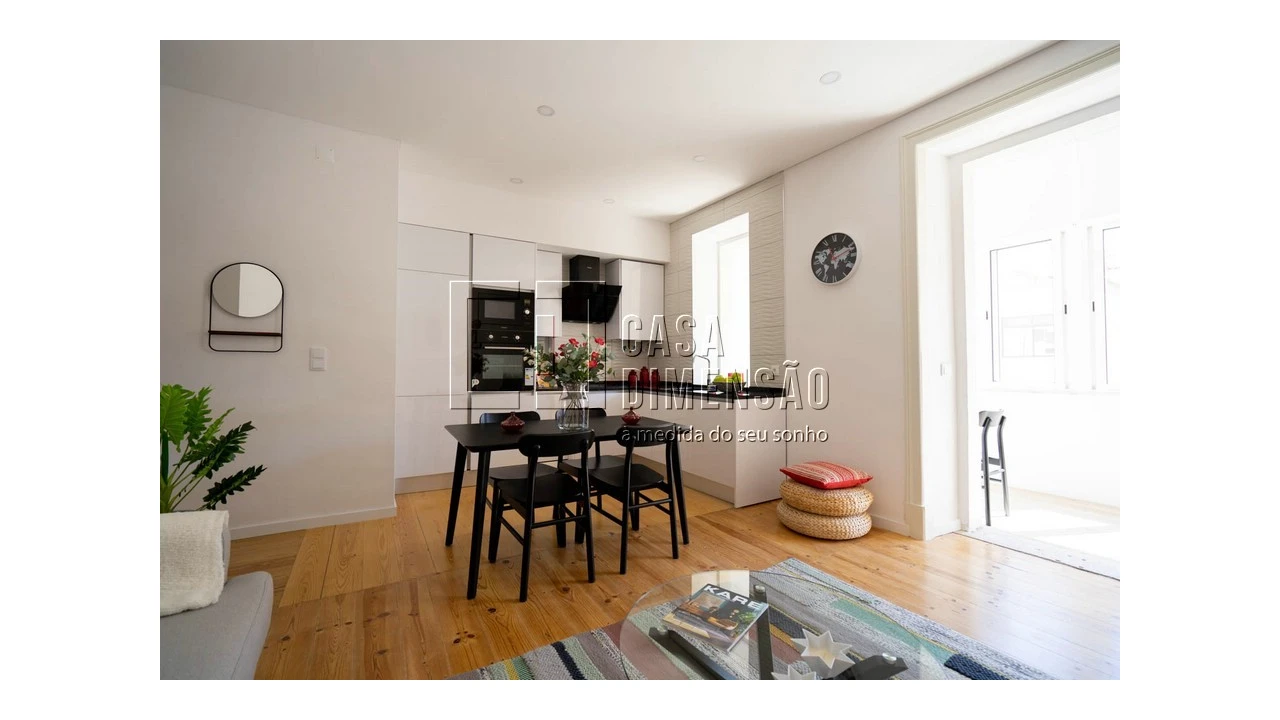 Apartamento T2 para Venda em Penha de França Foto 6