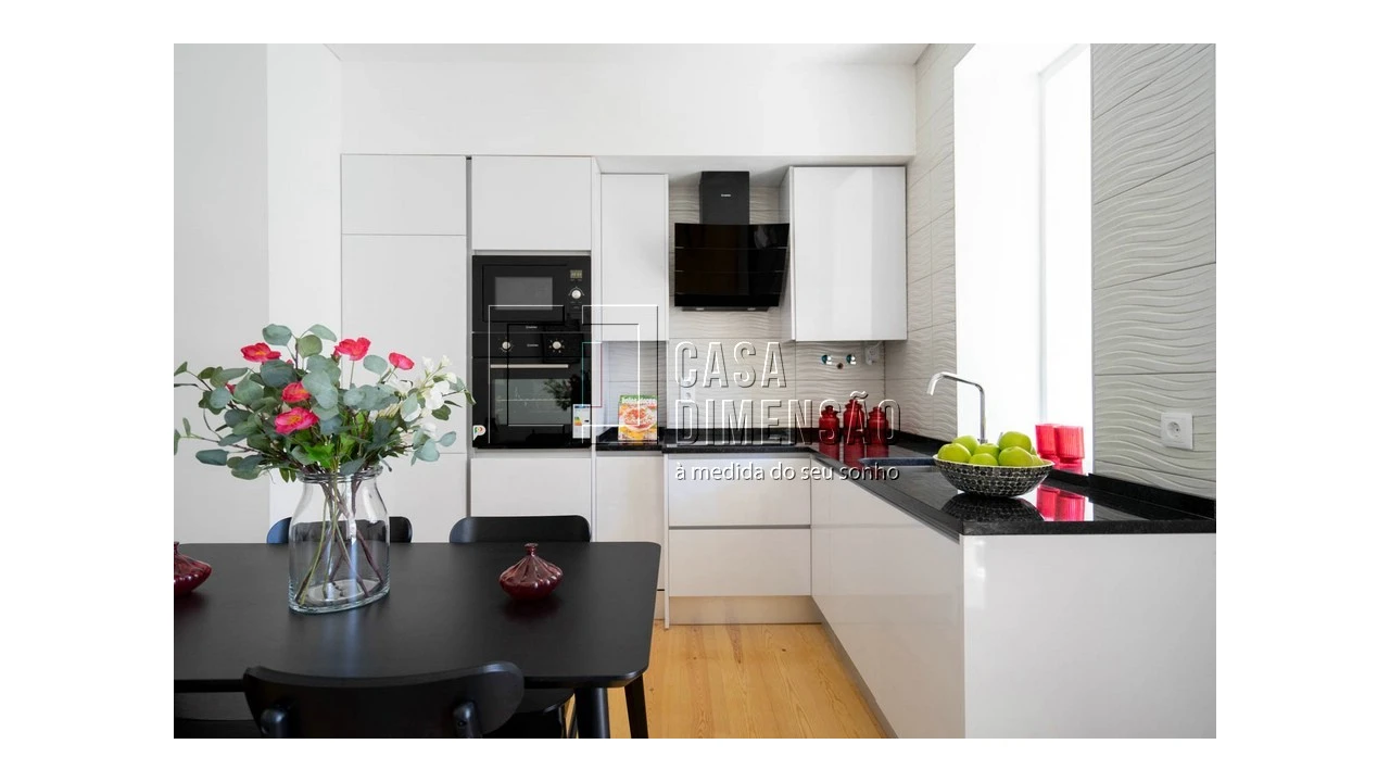 Apartamento T2 para Venda em Penha de França Foto 9