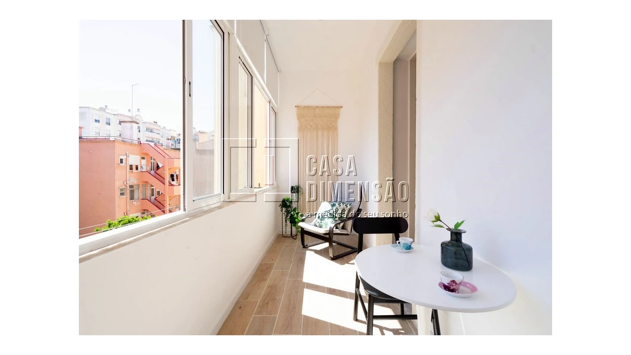 Apartamento T2 para Venda em Penha de França Foto 17