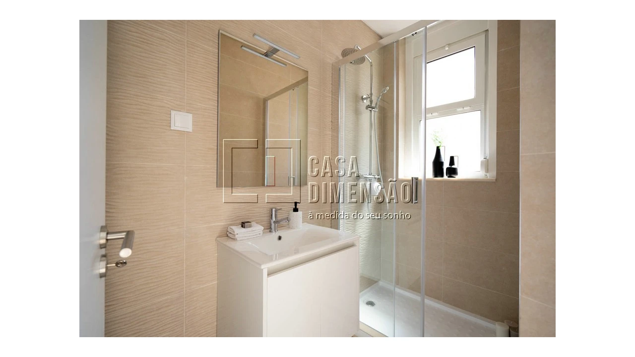 Apartamento T2 para Venda em Penha de França Foto 20