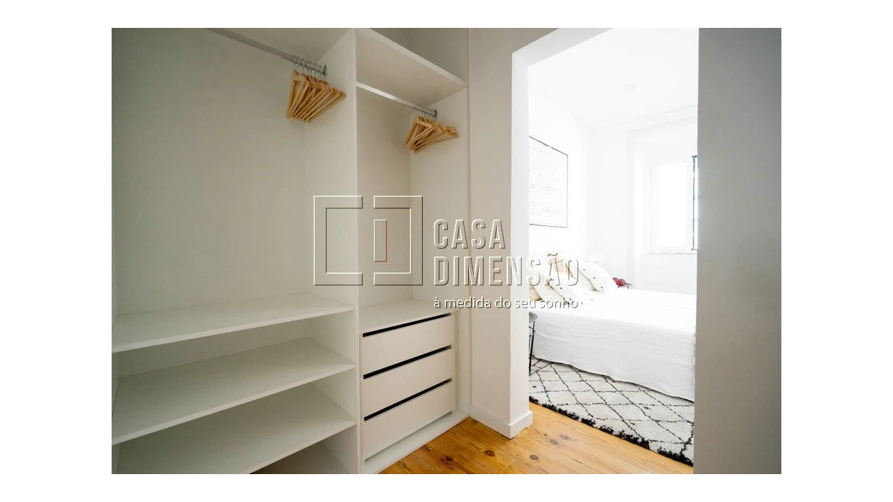 Apartamento T2 para Venda em Penha de França Foto 29