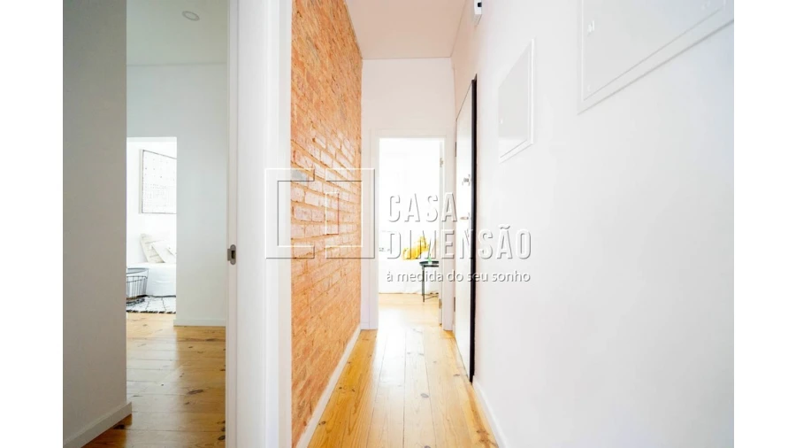 Apartamento T2 para Venda em Penha de França Foto 3