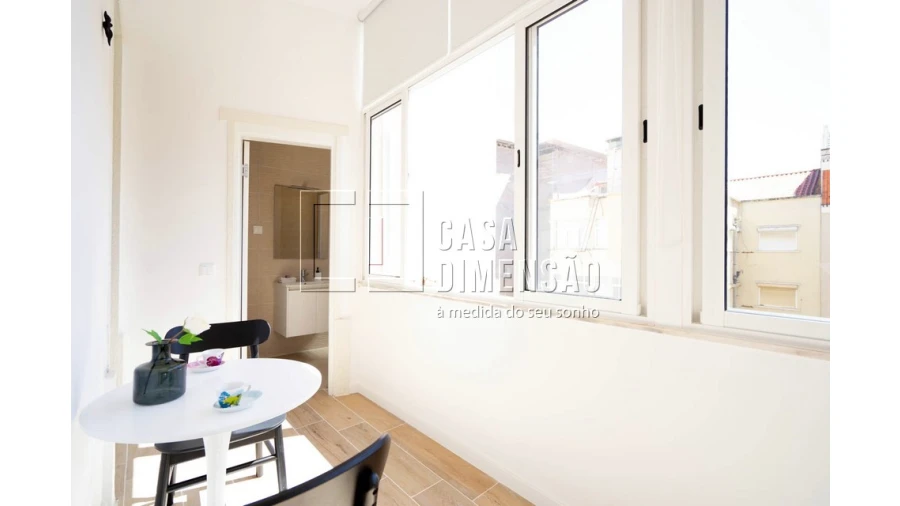 Apartamento T2 para Venda em Penha de França Foto 14