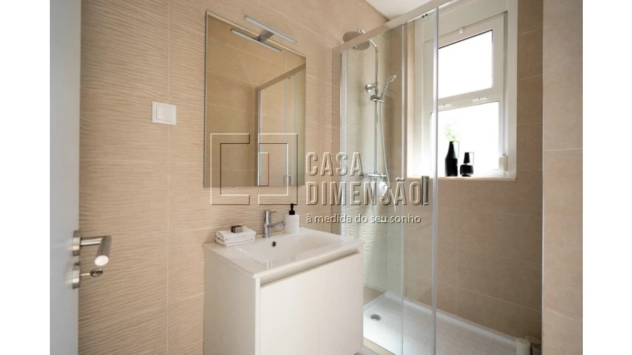 Apartamento T2 para Venda em Penha de França Foto 20