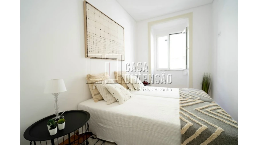 Apartamento T2 para Venda em Penha de França Foto 31